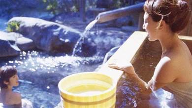 日本混浴溫泉歷史悠久，當地人進去不穿衣服，女性如何保護隱私？